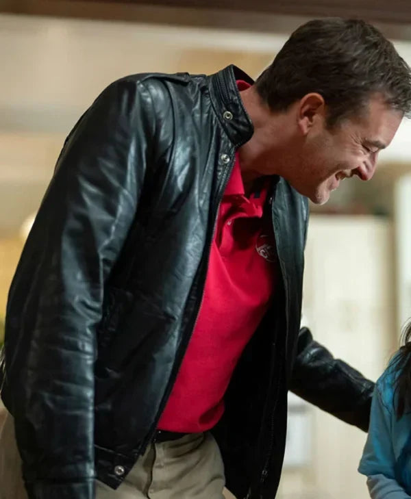 Good American Family S01 Mark Duplass Jacket
