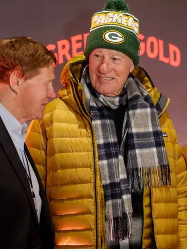 Craig T. Nelson Green and Gold 2025 Yellow Puffer Jacket