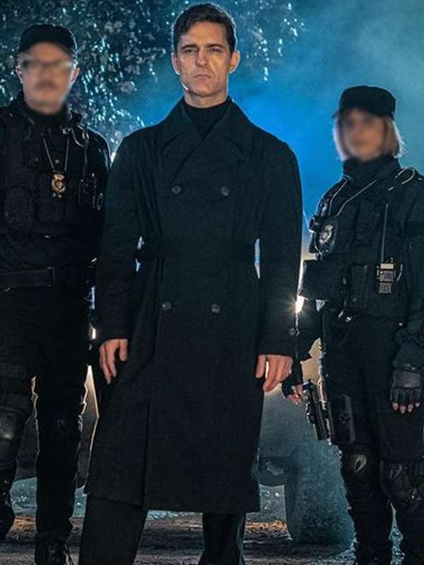 Pedro Alonso Berlin S01 Black Coat