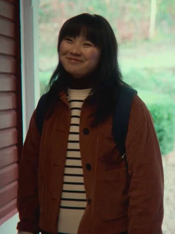 Thaddea Graham Sex Education S04 Brown Jacket