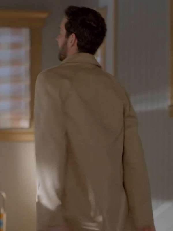 Michael Urie Shrinking S02 Beige Coat