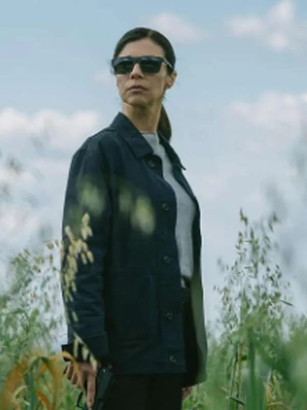 Lucía Gutiérrez When No One Sees Us Jacket